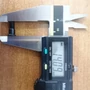 Kép 2/2 - EMC lapkarögzítő csavar M=5 x 6,5
